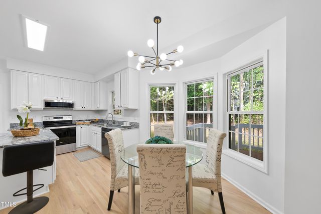 300 New Parkside Drive, Chapel Hill, NC 27516