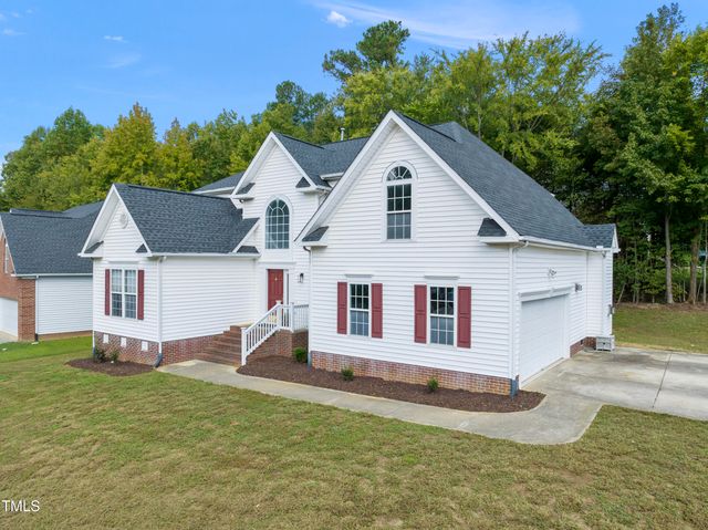 300 New Parkside Drive, Chapel Hill, NC 27516