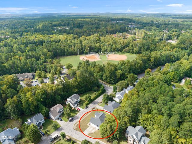 300 New Parkside Drive, Chapel Hill, NC 27516