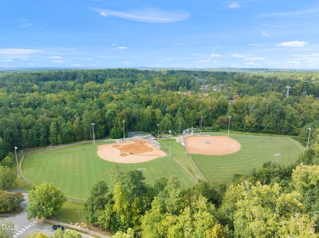 300 New Parkside Drive, Chapel Hill, NC 27516