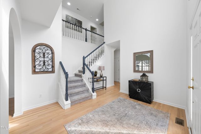 300 New Parkside Drive, Chapel Hill, NC 27516