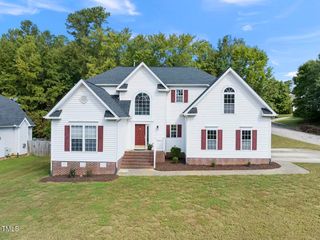 300 New Parkside Drive, Chapel Hill, NC 27516