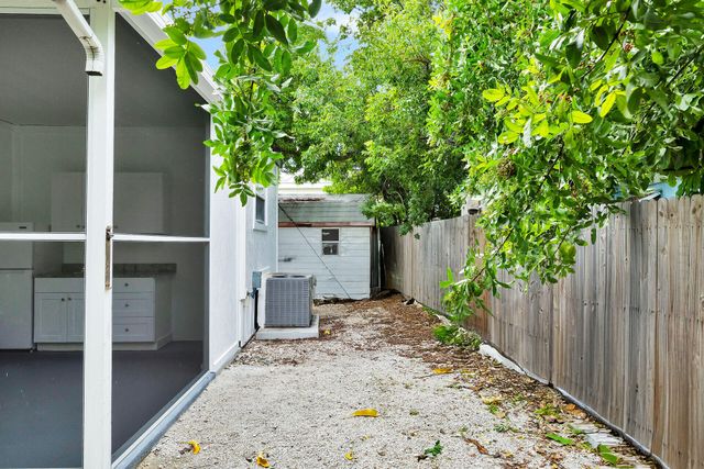 1155 James Court, Marathon, FL 33050