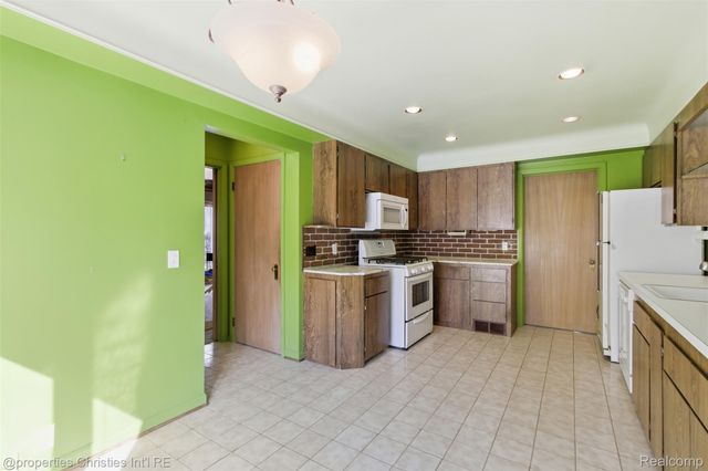 20561 Audette Street, Dearborn, MI 48124