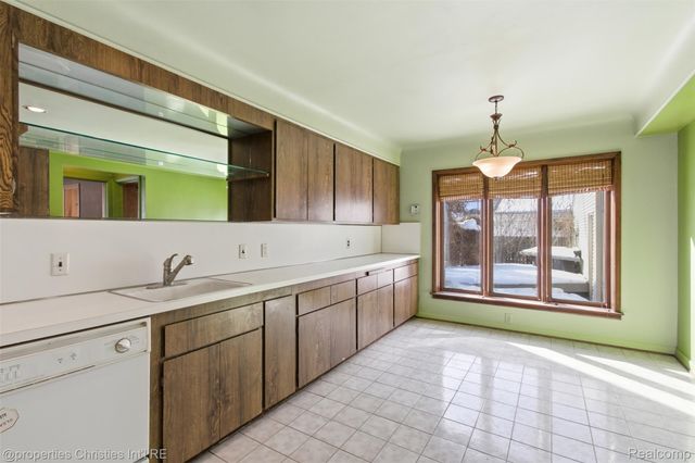 20561 Audette Street, Dearborn, MI 48124