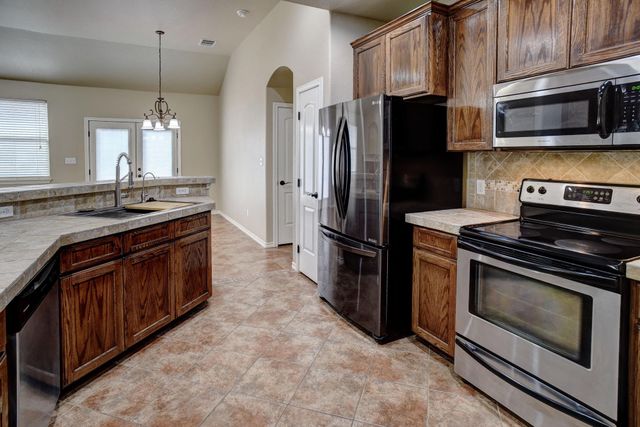 179 Keanahalululu LN, Bastrop, TX 78602