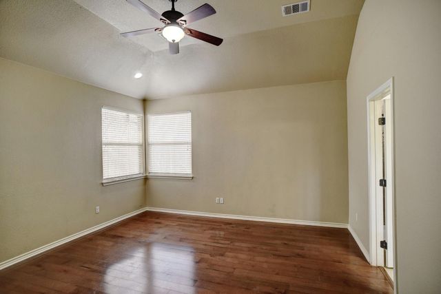 179 Keanahalululu LN, Bastrop, TX 78602