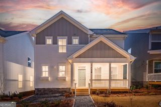 911 East Green Lane, Clarkston, GA 30021