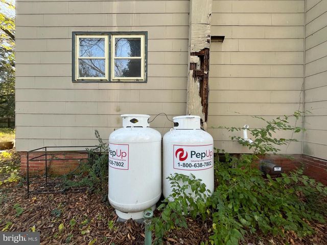 219 S MAIN ST, Hurlock, MD 21643