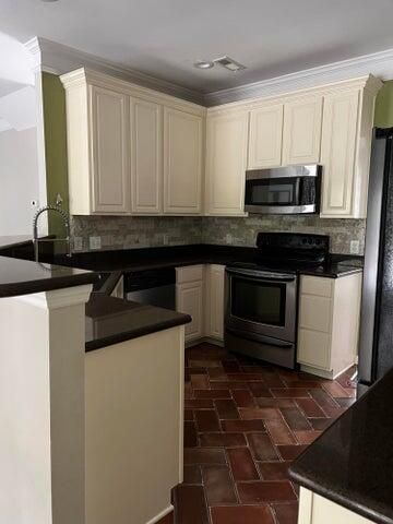 5007 Whitfield Court Court, Summerville, SC 29485