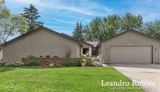 661 Twin Lakes Drive, Grand Rapids, MI 49525