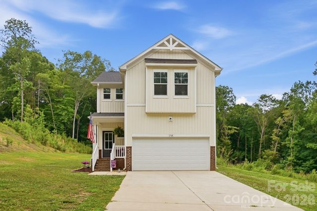 174 E Panther Creek Road, Troutman, NC 28166