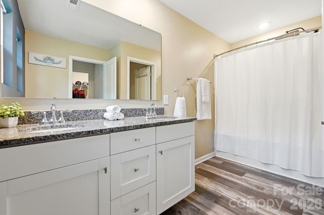 174 E Panther Creek Road, Troutman, NC 28166
