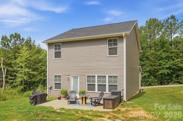 174 E Panther Creek Road, Troutman, NC 28166