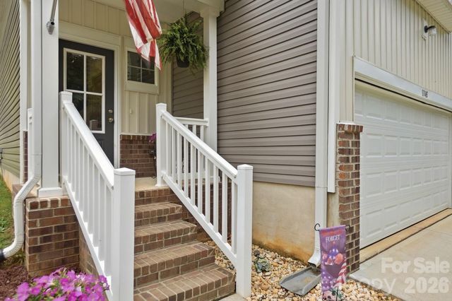 174 E Panther Creek Road, Troutman, NC 28166
