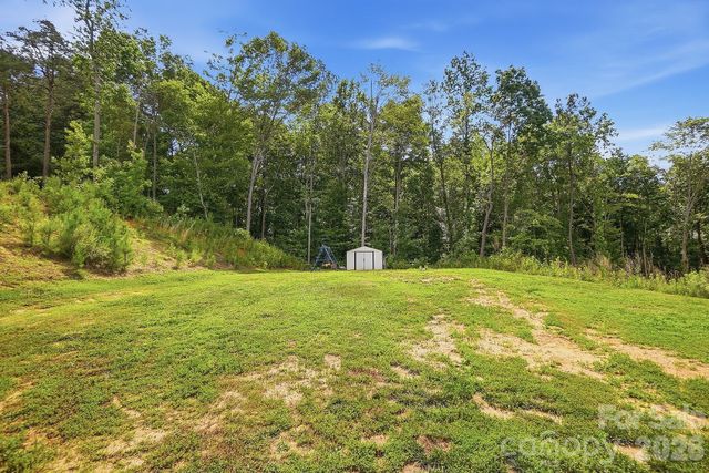 174 E Panther Creek Road, Troutman, NC 28166