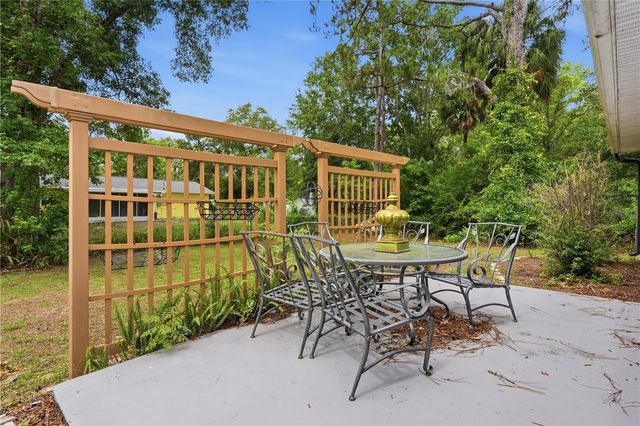 8464 W BRADSHAW STREET, Homosassa, FL 34448