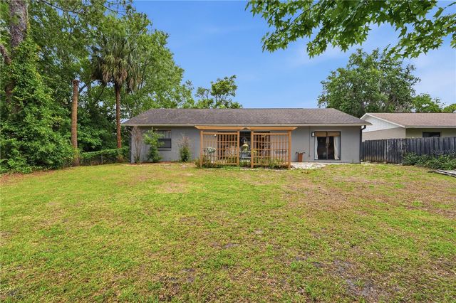 8464 W BRADSHAW STREET, Homosassa, FL 34448