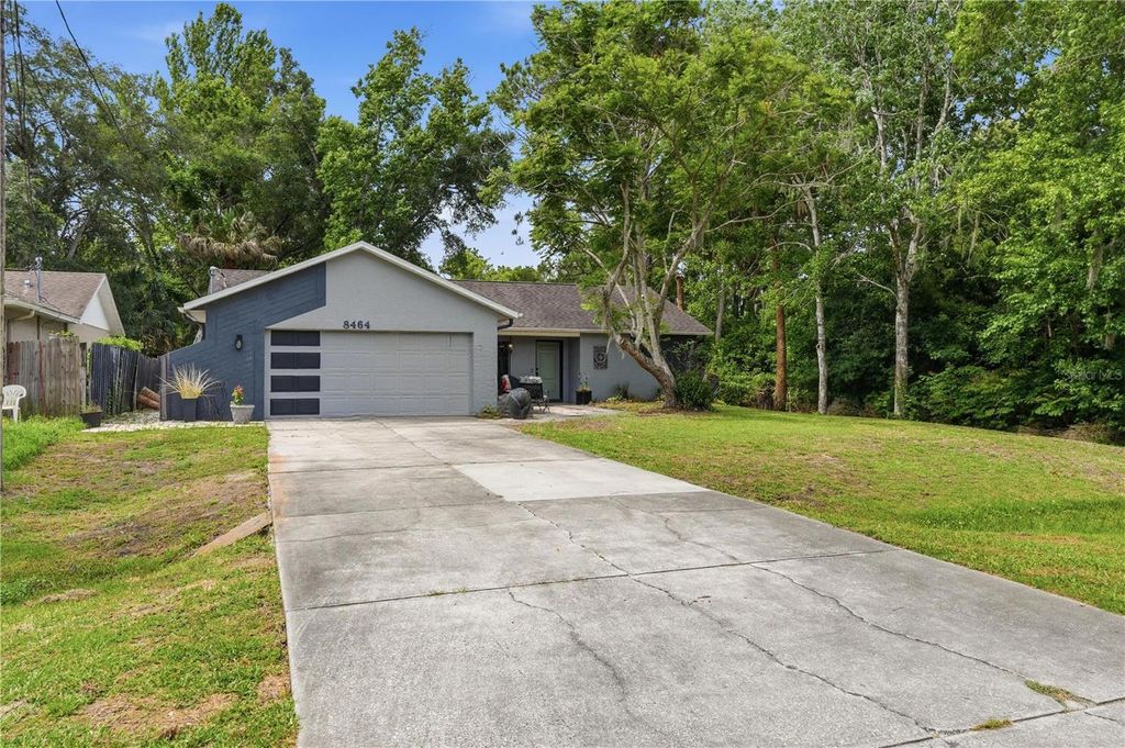 8464 W BRADSHAW STREET, Homosassa, FL 34448