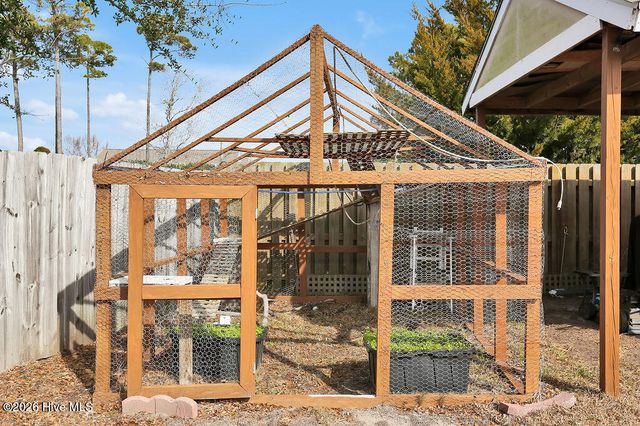 4911 Beech Tree Drive SE, Boiling Spring Lakes, NC 28461