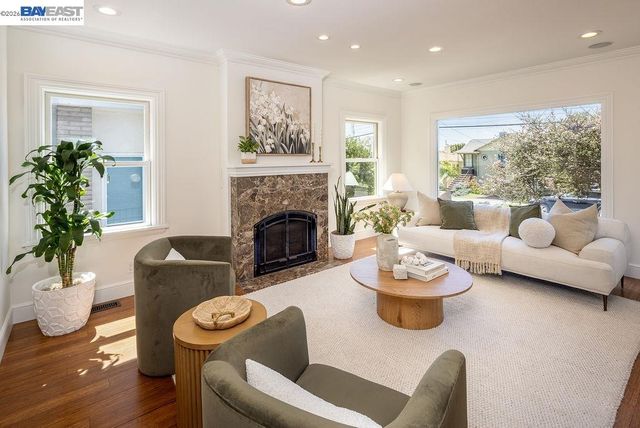 1329 Ordway St, Berkeley, CA 94702