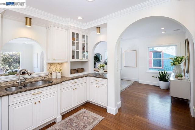 1329 Ordway St, Berkeley, CA 94702