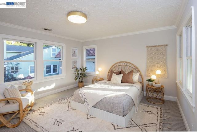 1329 Ordway St, Berkeley, CA 94702