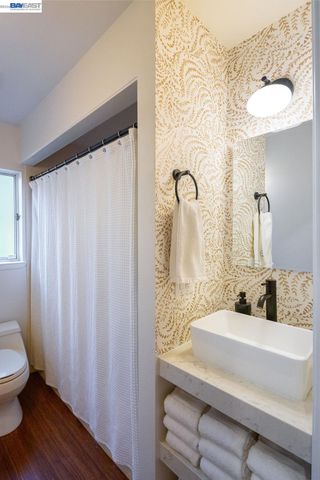 1329 Ordway St, Berkeley, CA 94702