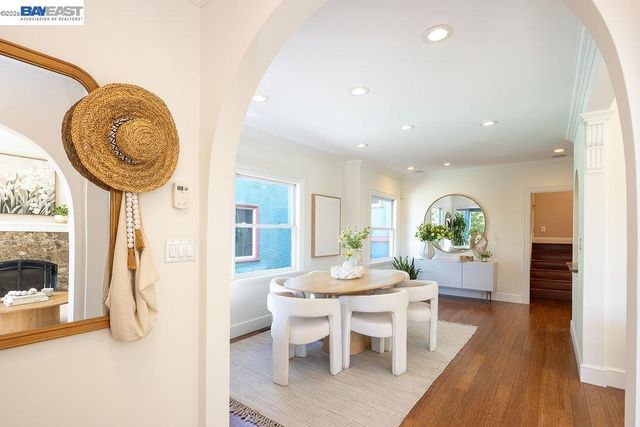 1329 Ordway St, Berkeley, CA 94702