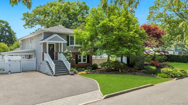 4 Florence Street, Nesconset, NY 11767