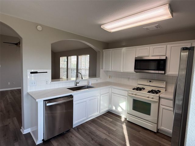 13210 Barton Meadow Lane, Rosharon, TX 77583