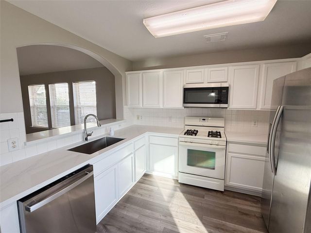 13210 Barton Meadow Lane, Rosharon, TX 77583