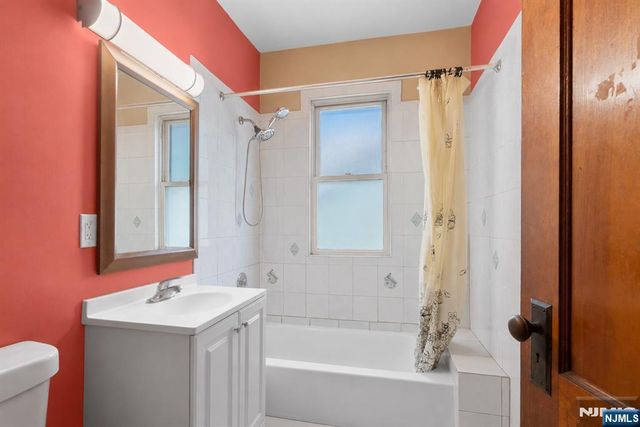 89 Shaler Avenue, Fairview, NJ 07022