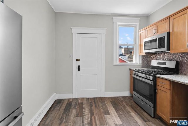 89 Shaler Avenue, Fairview, NJ 07022