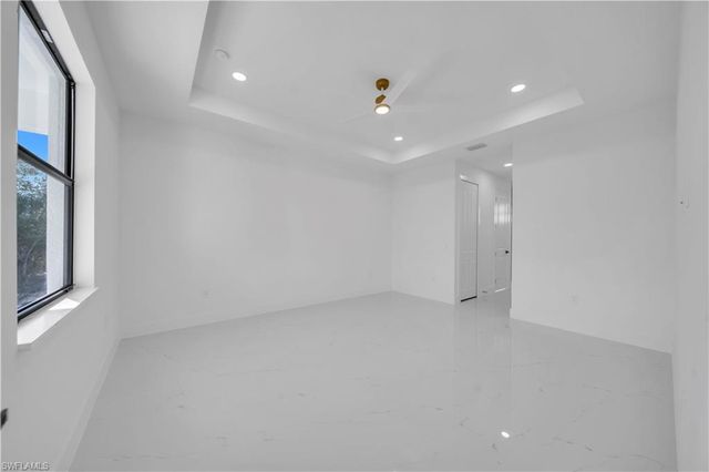 697 Whitmore LOOP, Lehigh Acres, FL 33972