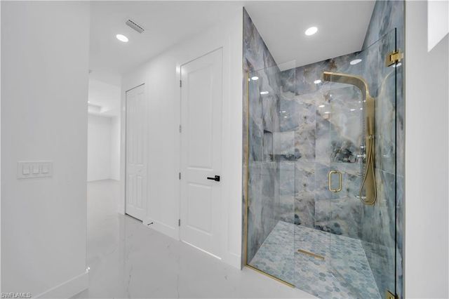 697 Whitmore LOOP, Lehigh Acres, FL 33972