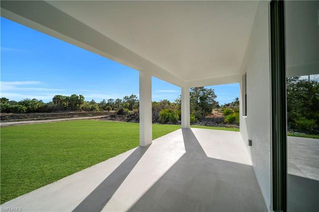 697 Whitmore LOOP, Lehigh Acres, FL 33972