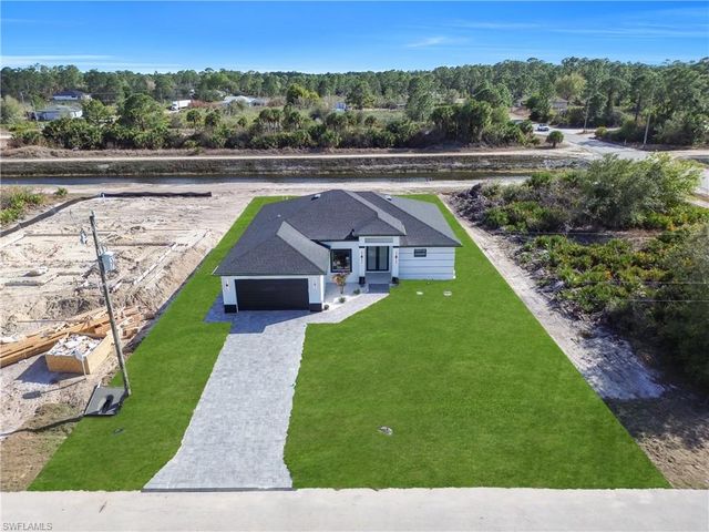 697 Whitmore LOOP, Lehigh Acres, FL 33972