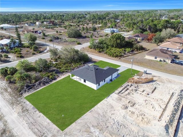 697 Whitmore LOOP, Lehigh Acres, FL 33972