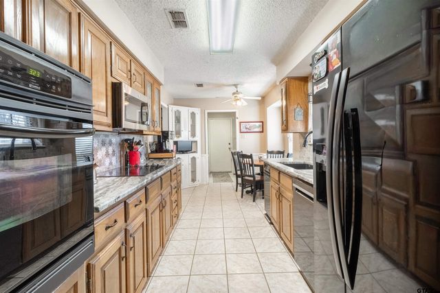 13257 Oak Hill Lane, Flint, TX 75762