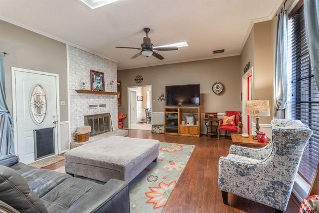 13257 Oak Hill Lane, Flint, TX 75762