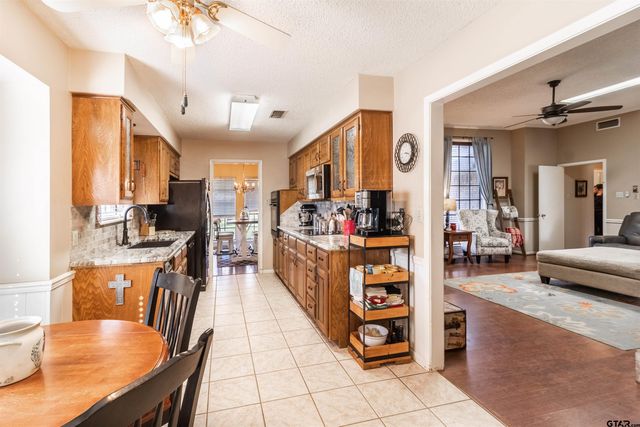 13257 Oak Hill Lane, Flint, TX 75762