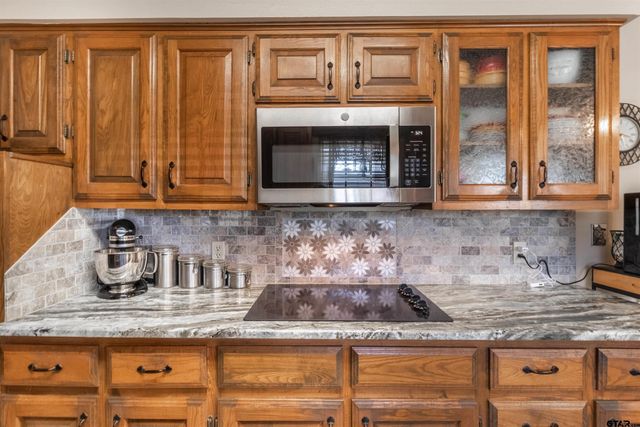 13257 Oak Hill Lane, Flint, TX 75762