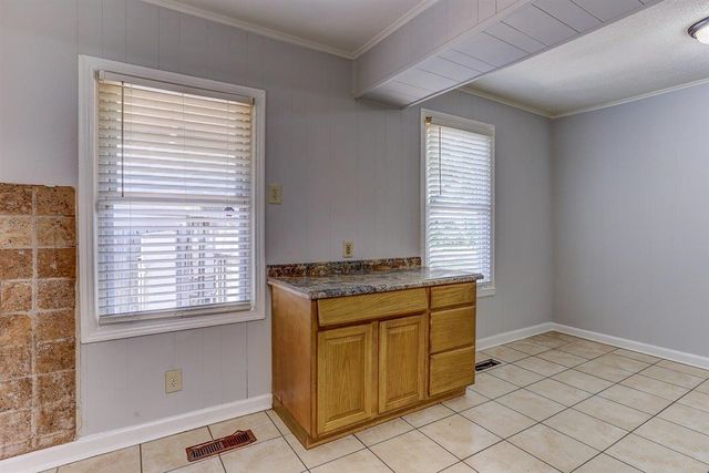 1023 DILLWORTH ST, Memphis, TN 38122