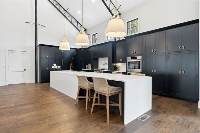 41 Myrtle St, Norfolk, MA 02056