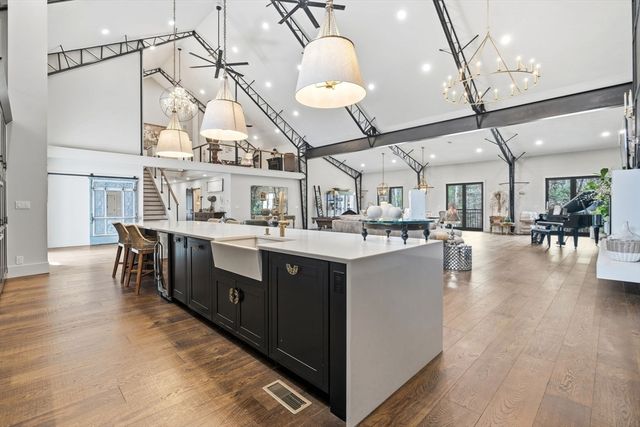 41 Myrtle St, Norfolk, MA 02056