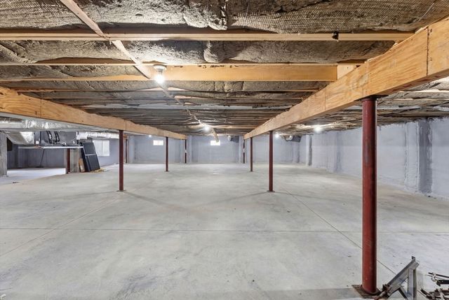 41 Myrtle St, Norfolk, MA 02056