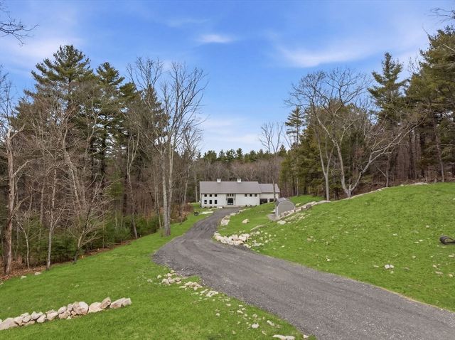 41 Myrtle St, Norfolk, MA 02056