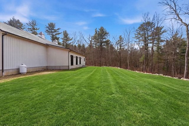 41 Myrtle St, Norfolk, MA 02056