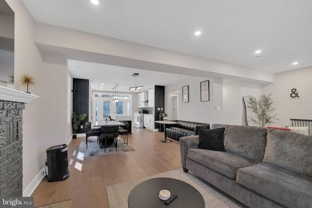 3811 SUITLAND RD SE, Washington, DC 20020